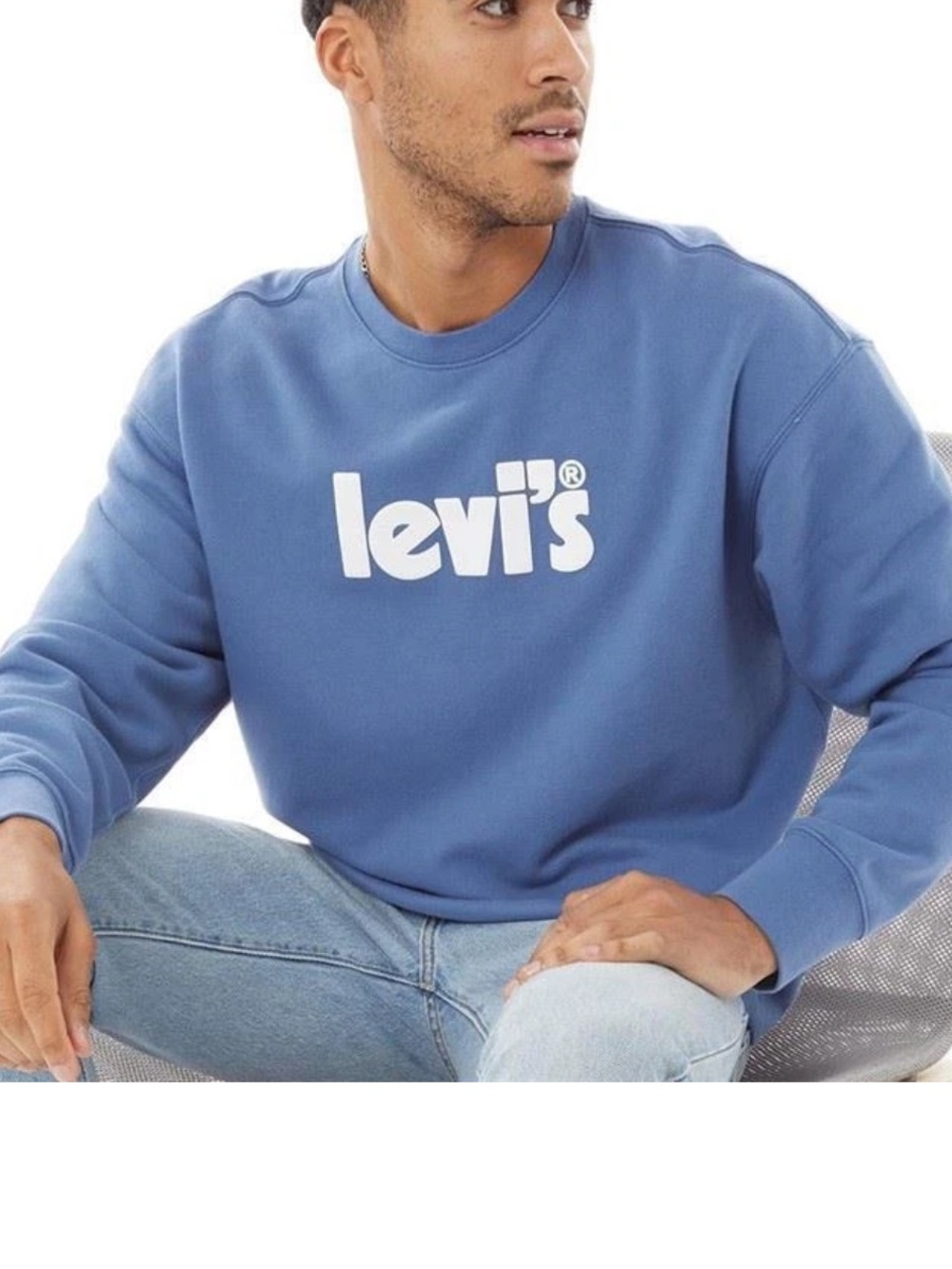 Levi’s Relaxed Fit Crewneck Size Large